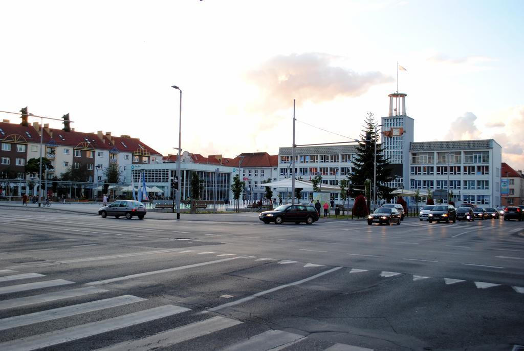 Apartament 1Maja Koszalin Buitenkant foto